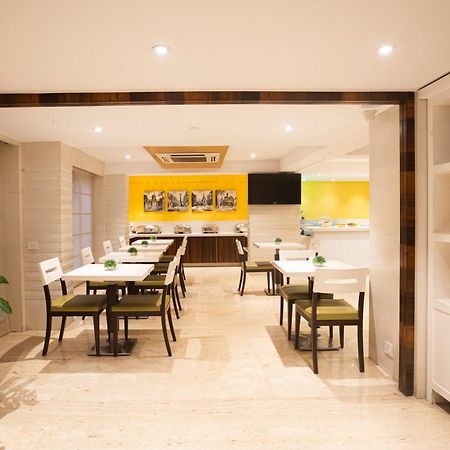 Hotel Bawa Continental Mumbai Luaran gambar