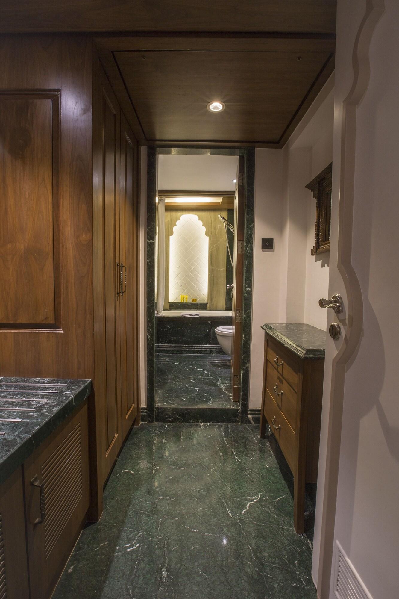 Hotel Bawa Continental Mumbai Luaran gambar