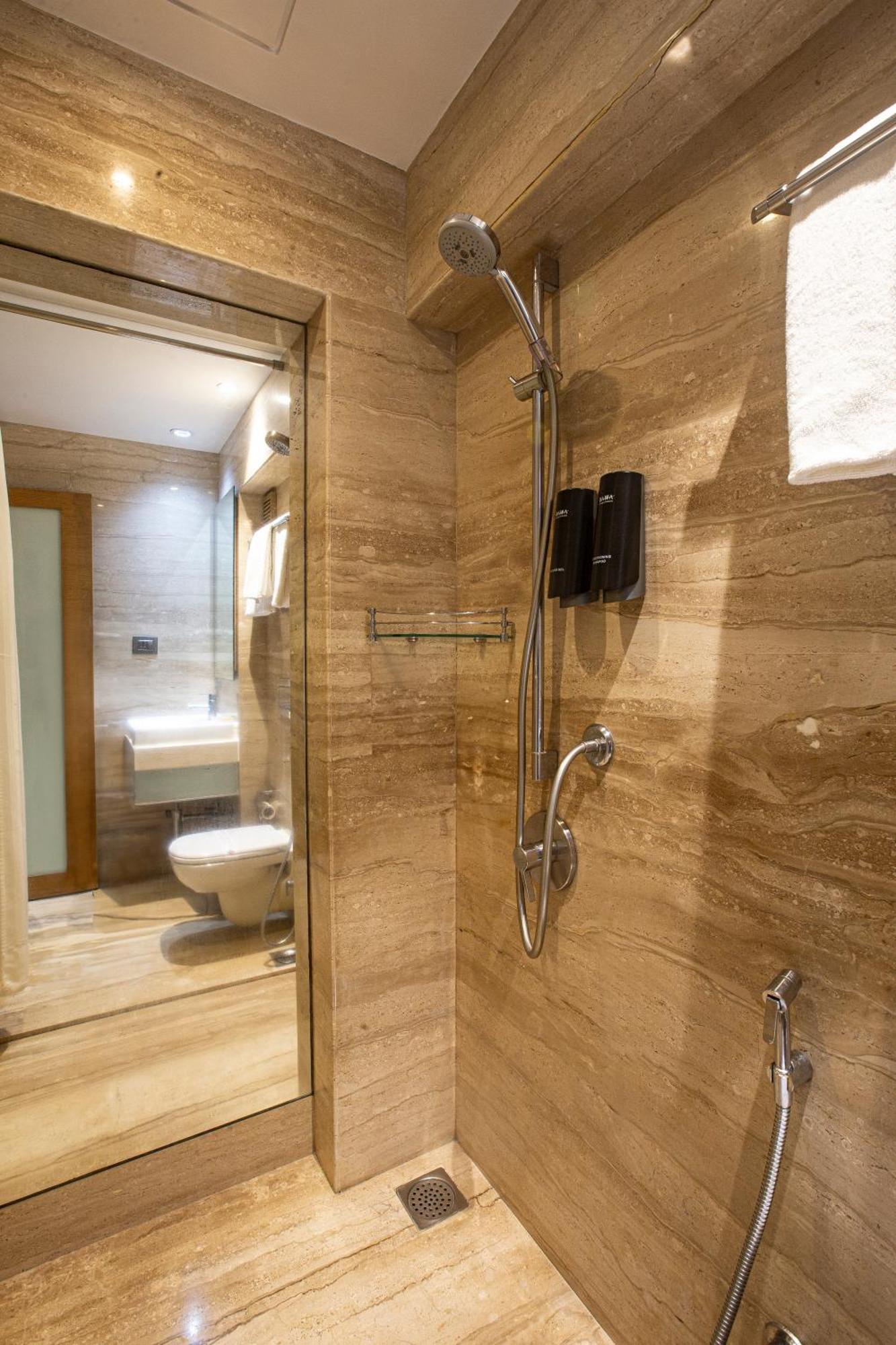Hotel Bawa Continental Mumbai Luaran gambar