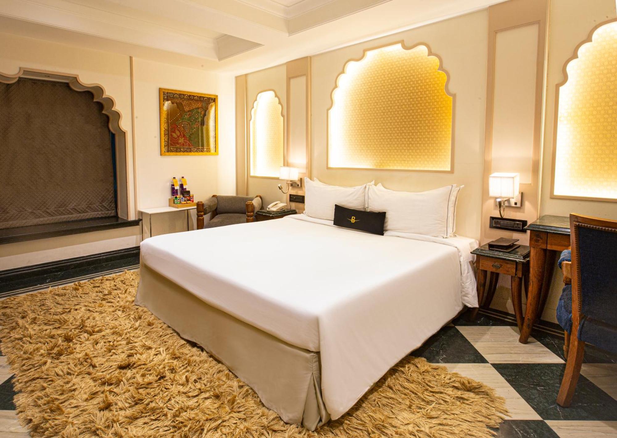 Hotel Bawa Continental Mumbai Luaran gambar